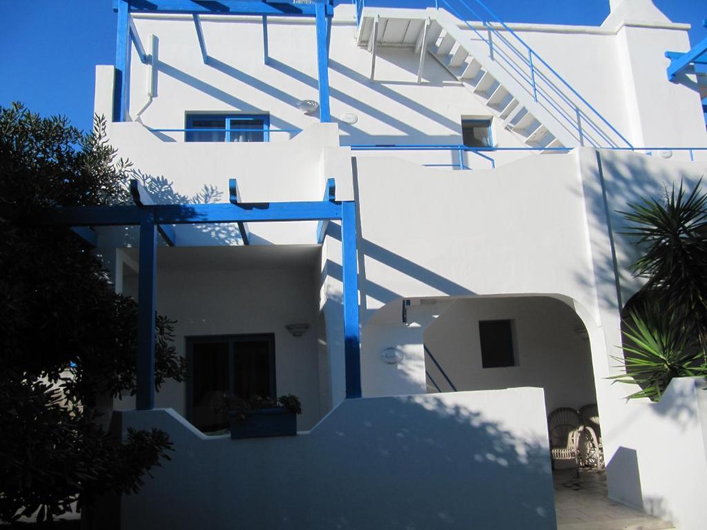 Villa Flora Studios & Apartments Conca Specchiulla Rum bild